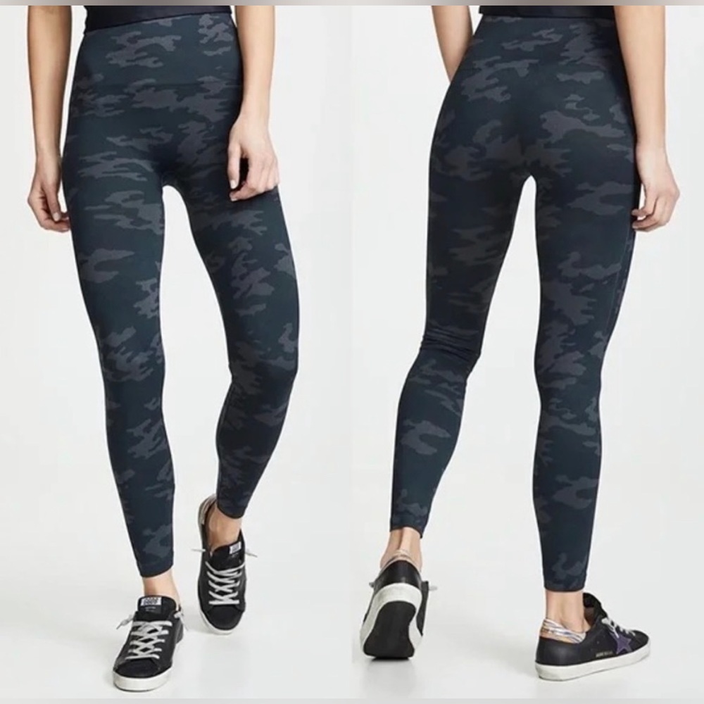 SPANX Look At Me Now Camo Seamless Leggings High Waisted Sz S - Picture 2 of 5